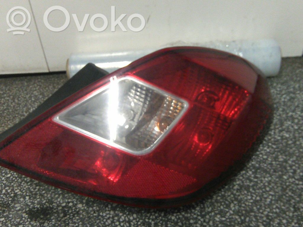 Opel Corsa D Lemputė 