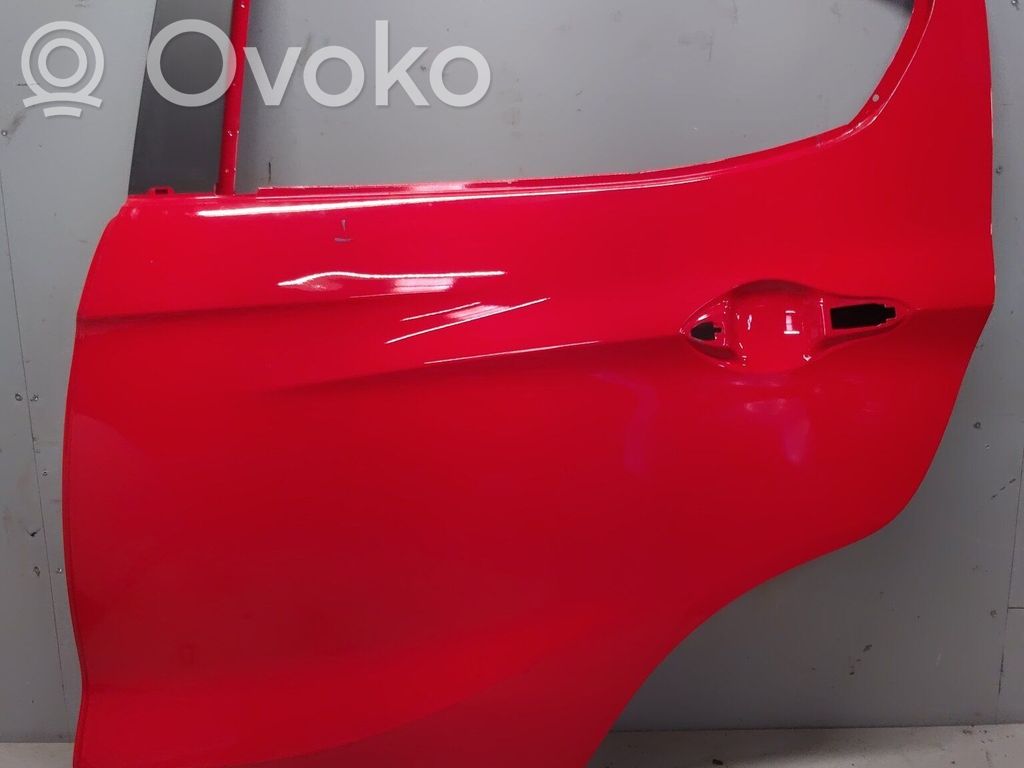 Opel Karl Galinės durys 