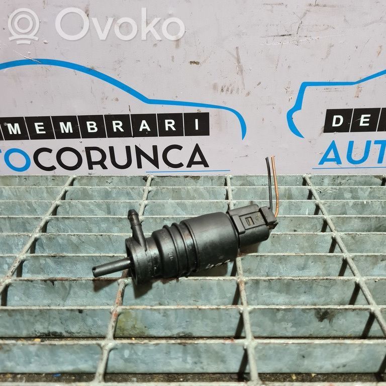 Windscreen/windshield washer pump