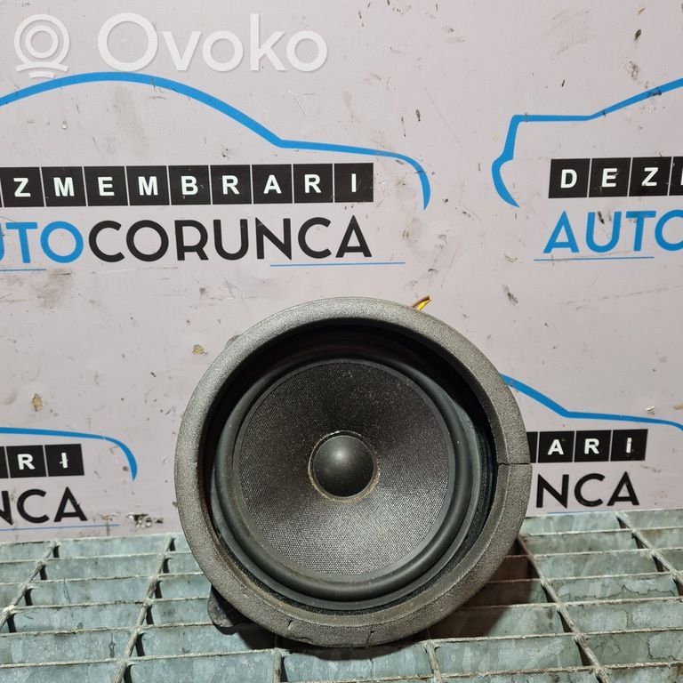 Rear door speaker   STANGASPATE