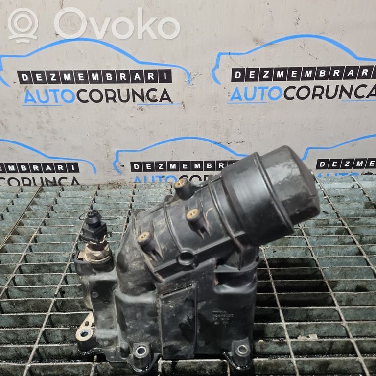 Oil filter mounting bracket