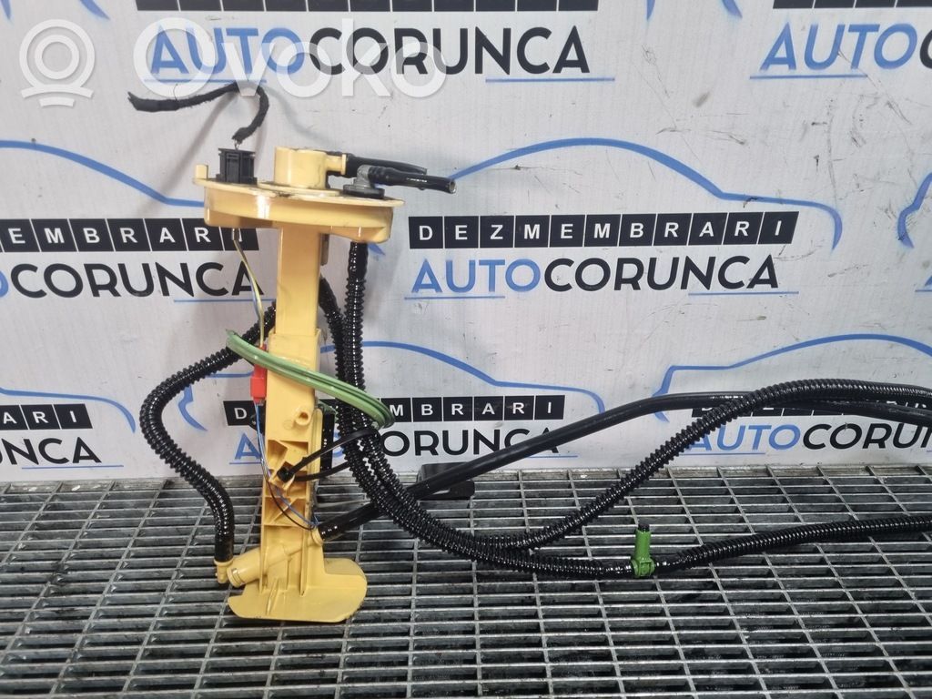 BMW X5 E70 Fuel level sensor 