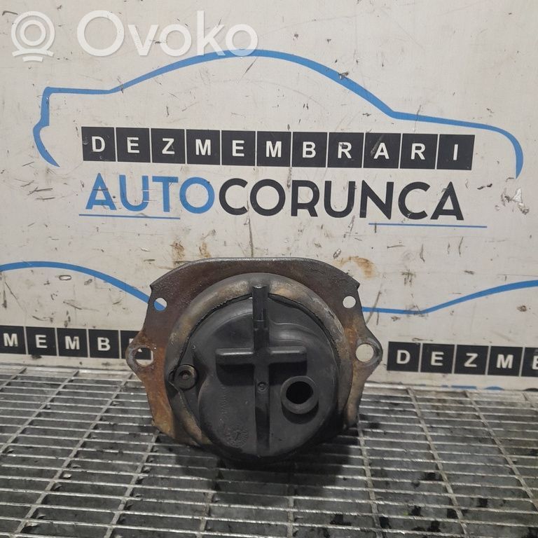 BMW X5 E70 Engine mounting bracket 