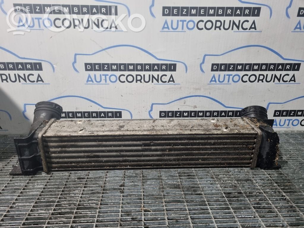 Starpdzesētāja radiators