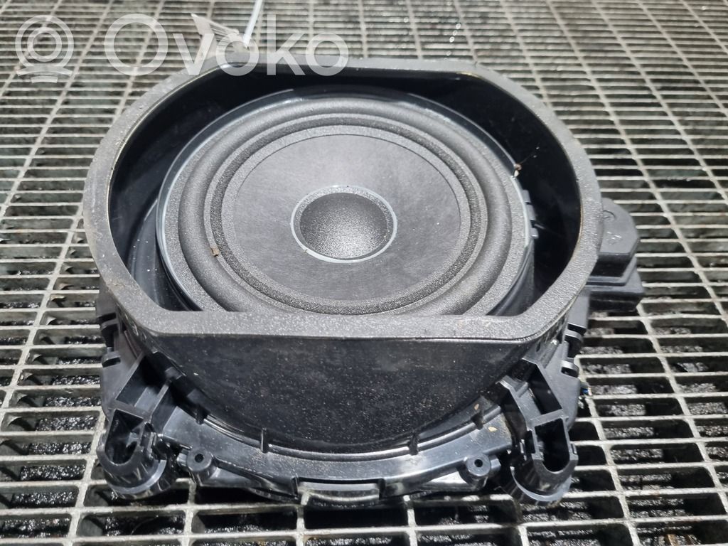BMW X3 F25 Front door speaker 