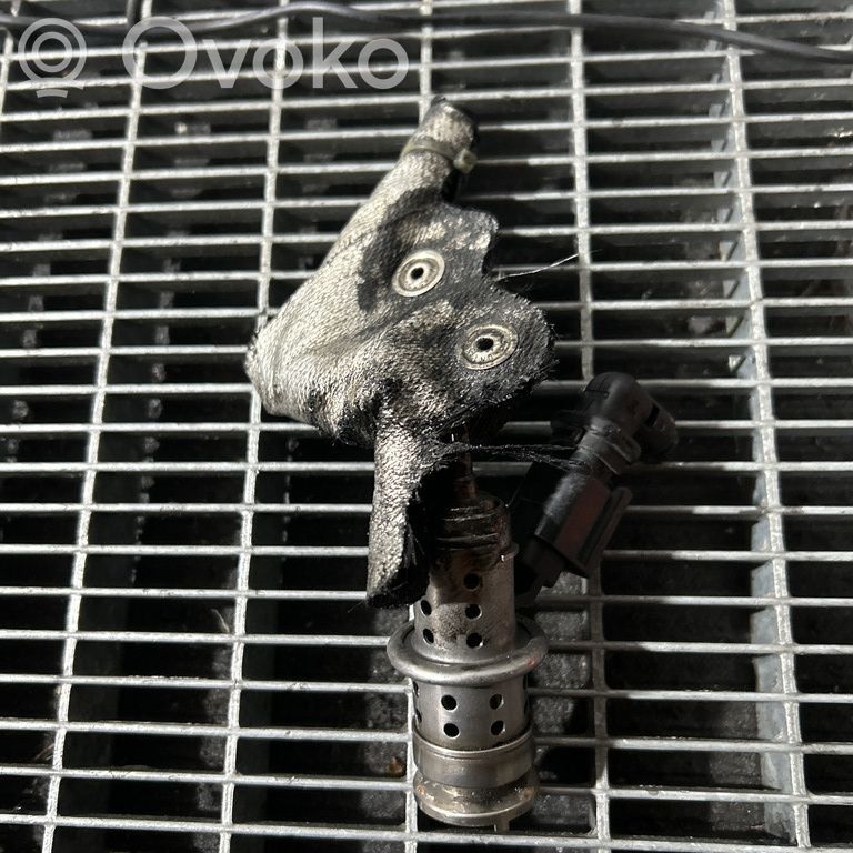 Inyector de combustible   84287