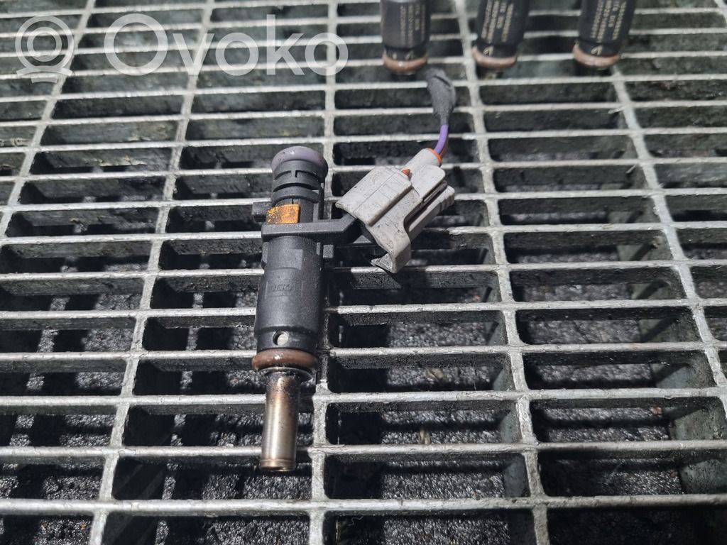 Inyector de combustible   H8201488661