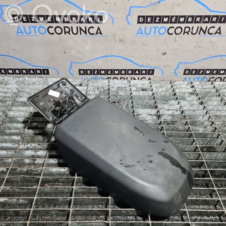 Ford Kuga I Armrest 