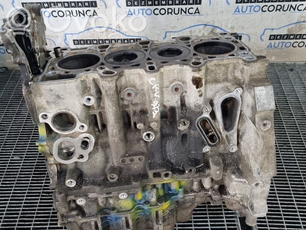 Engine   N22B3,1001572
