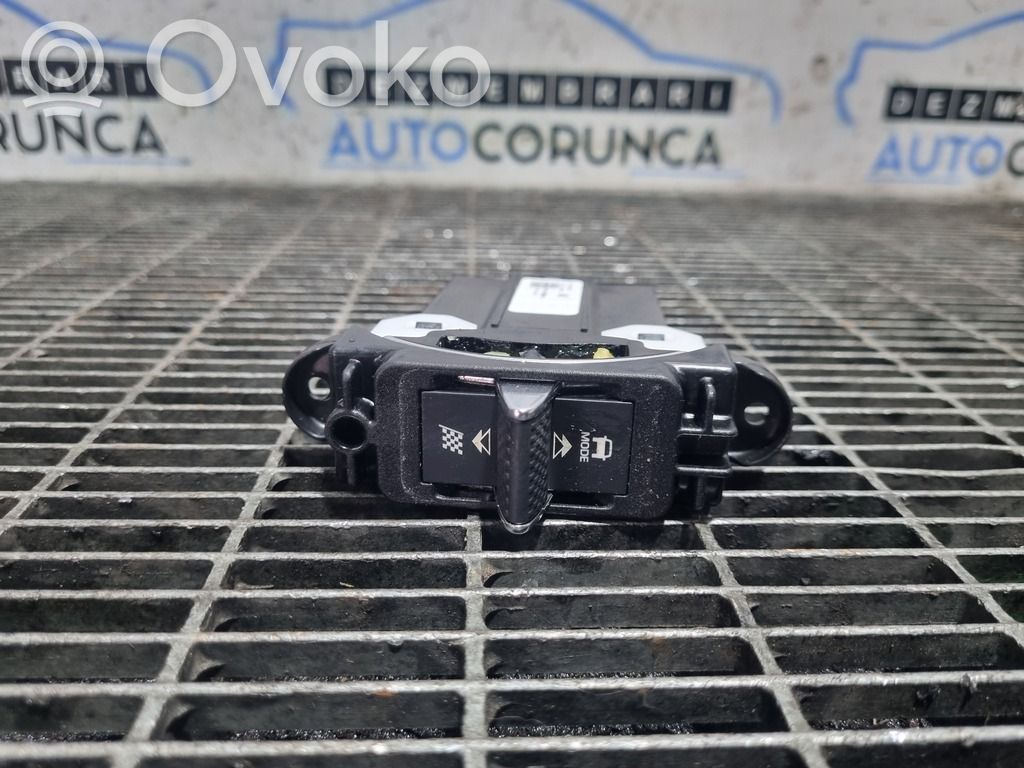 Jaguar E-Pace Passenger airbag on/off switch 