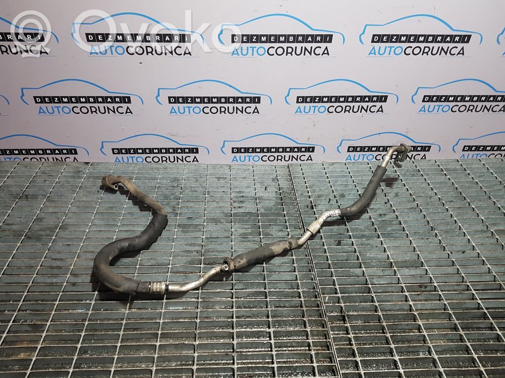 Land Rover Discovery 3 - LR3 Air conditioning (A/C) pipe/hose 