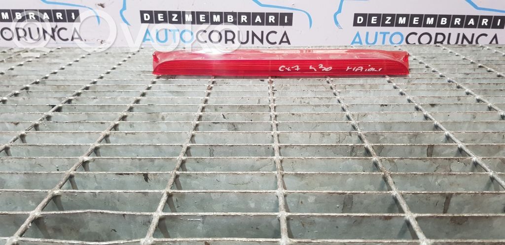 Tira de luces traseras/cubierta de placa de matrícula