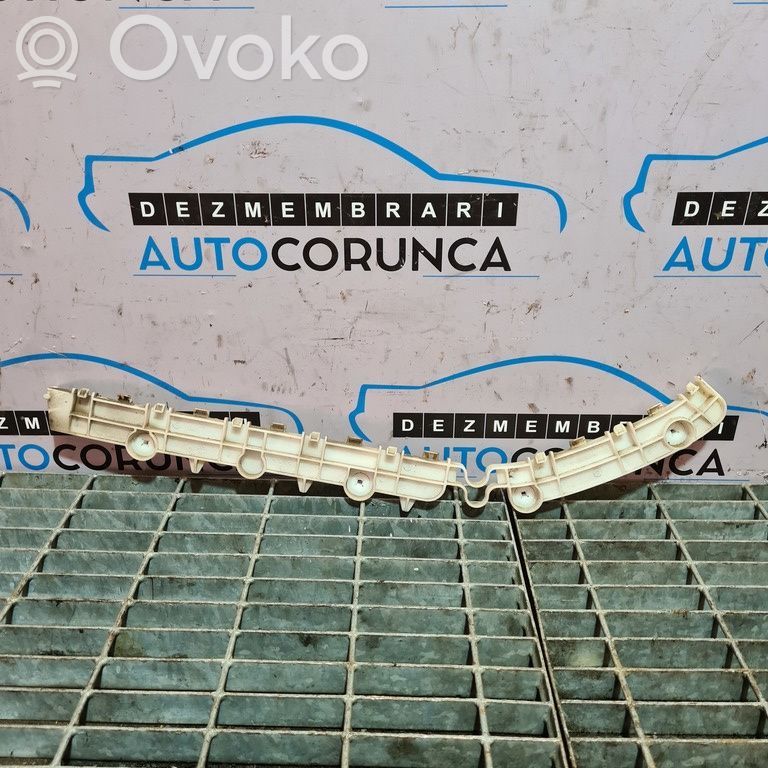 Rear bumper mounting bracket