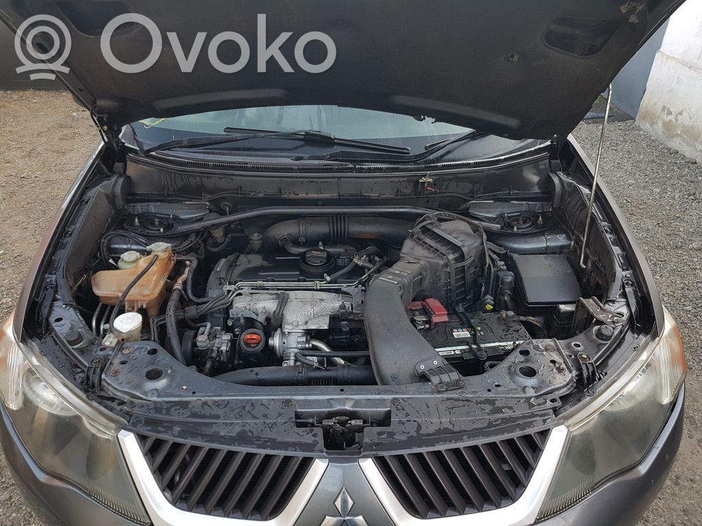 Mitsubishi Outlander Bloks 