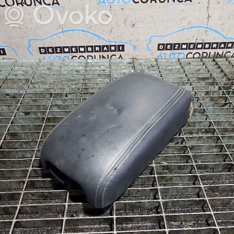 Mitsubishi Outlander Armrest 