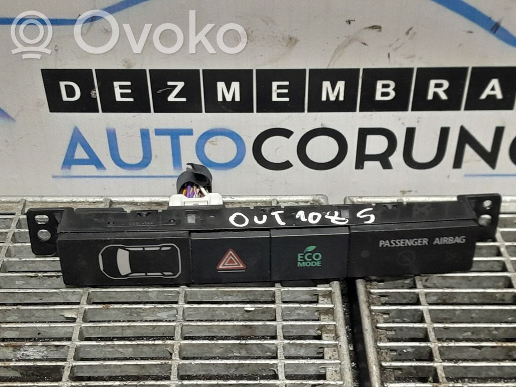 Mitsubishi Outlander Multifunctional control switch/knob 