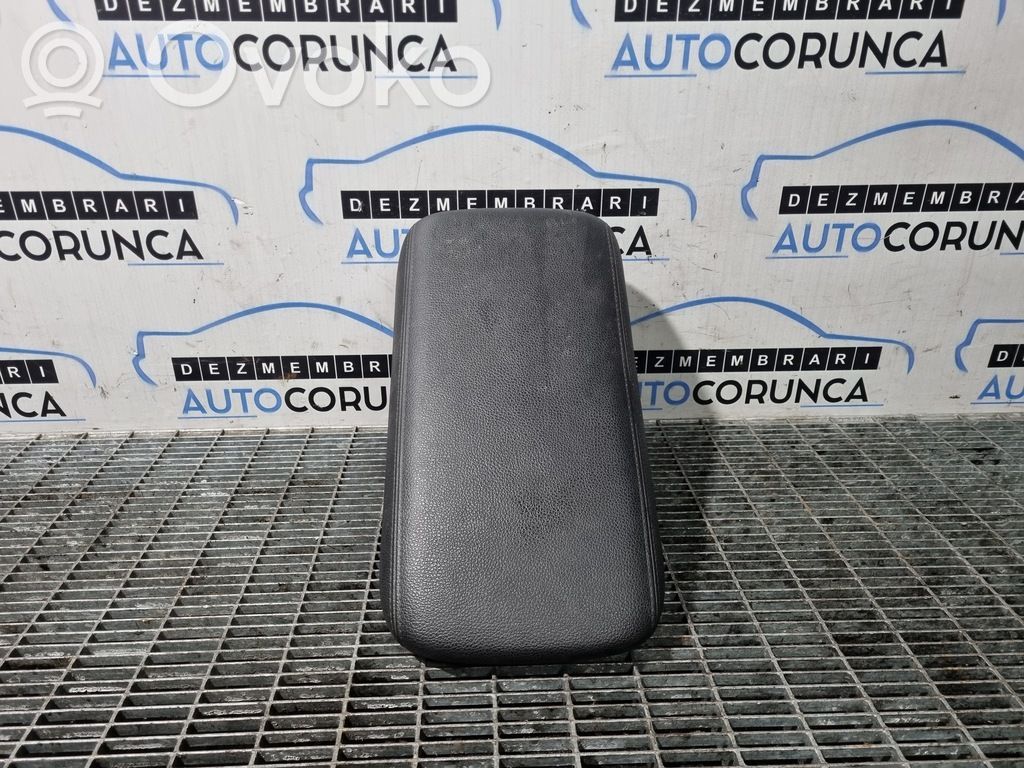 Mitsubishi Outlander Armrest 