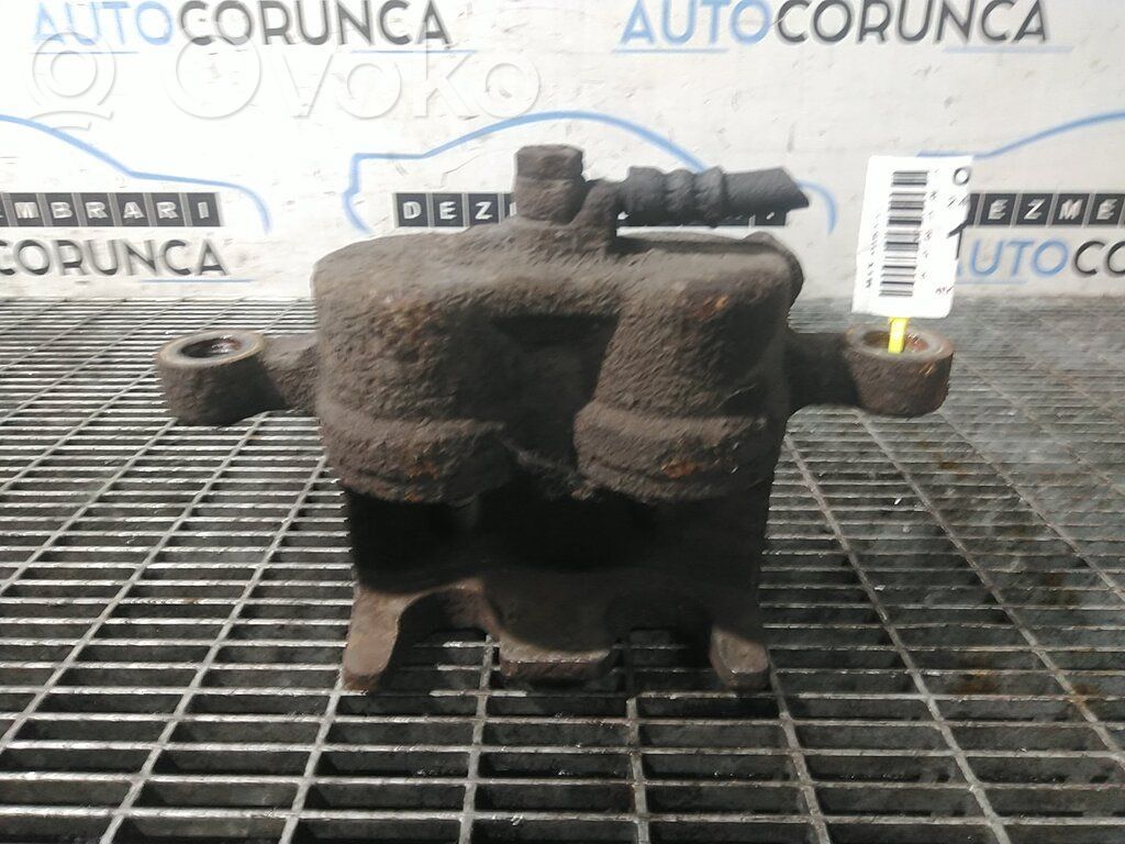 Mitsubishi Outlander Etujarrusatula 