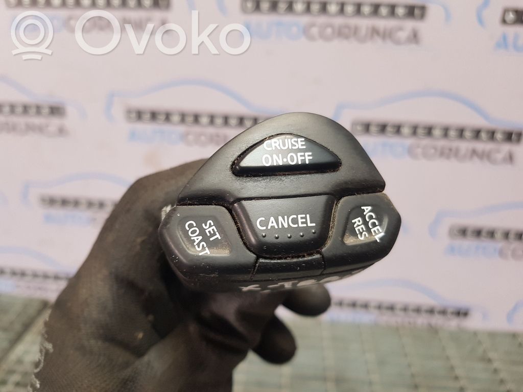 Nissan X-Trail T30 Passenger airbag on/off switch 