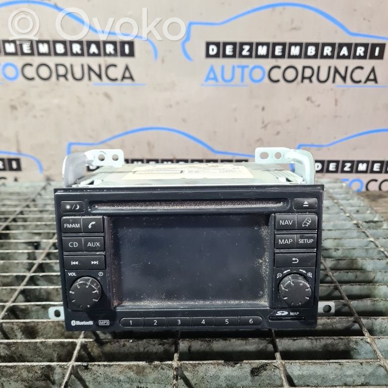 Nissan Juke I F15 Panel / Radioodtwarzacz CD/DVD/GPS 