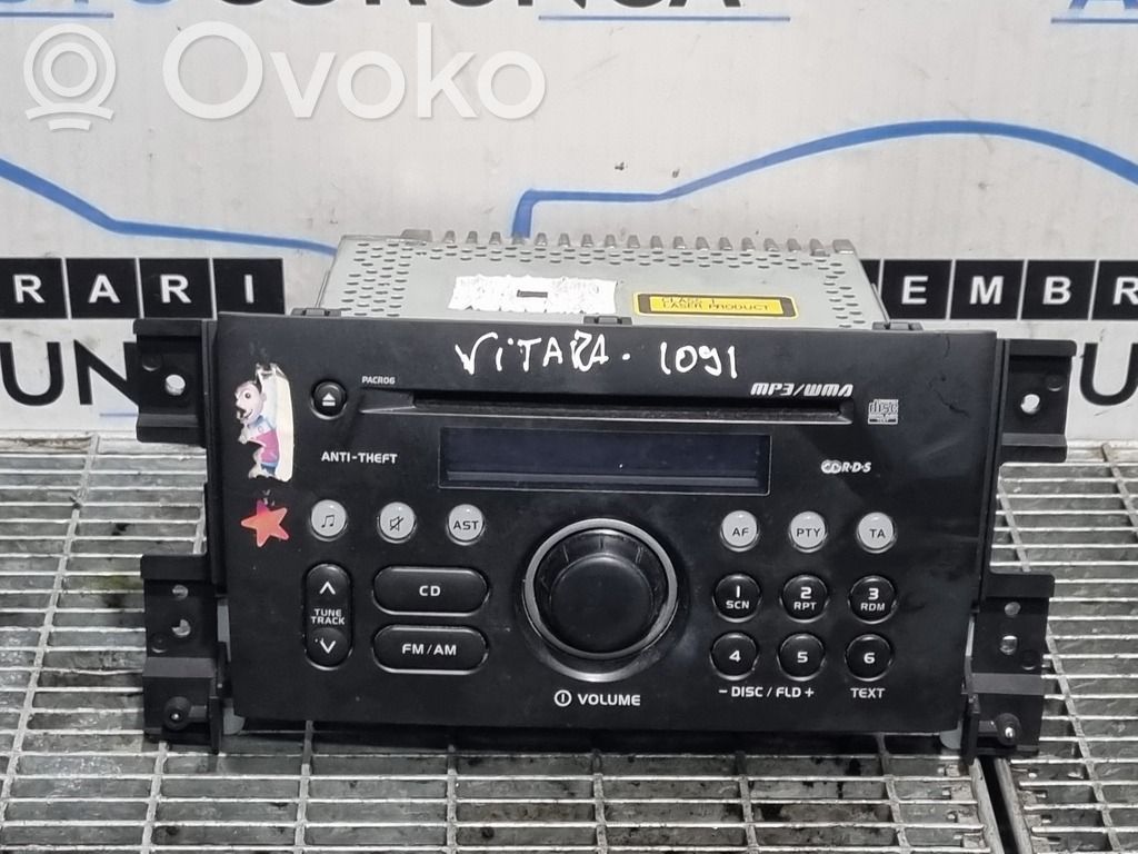 Suzuki Grand Vitara II Panel / Radioodtwarzacz CD/DVD/GPS 