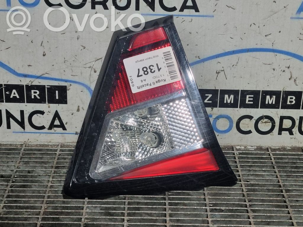 Ford Kuga II Luces portón trasero/de freno 