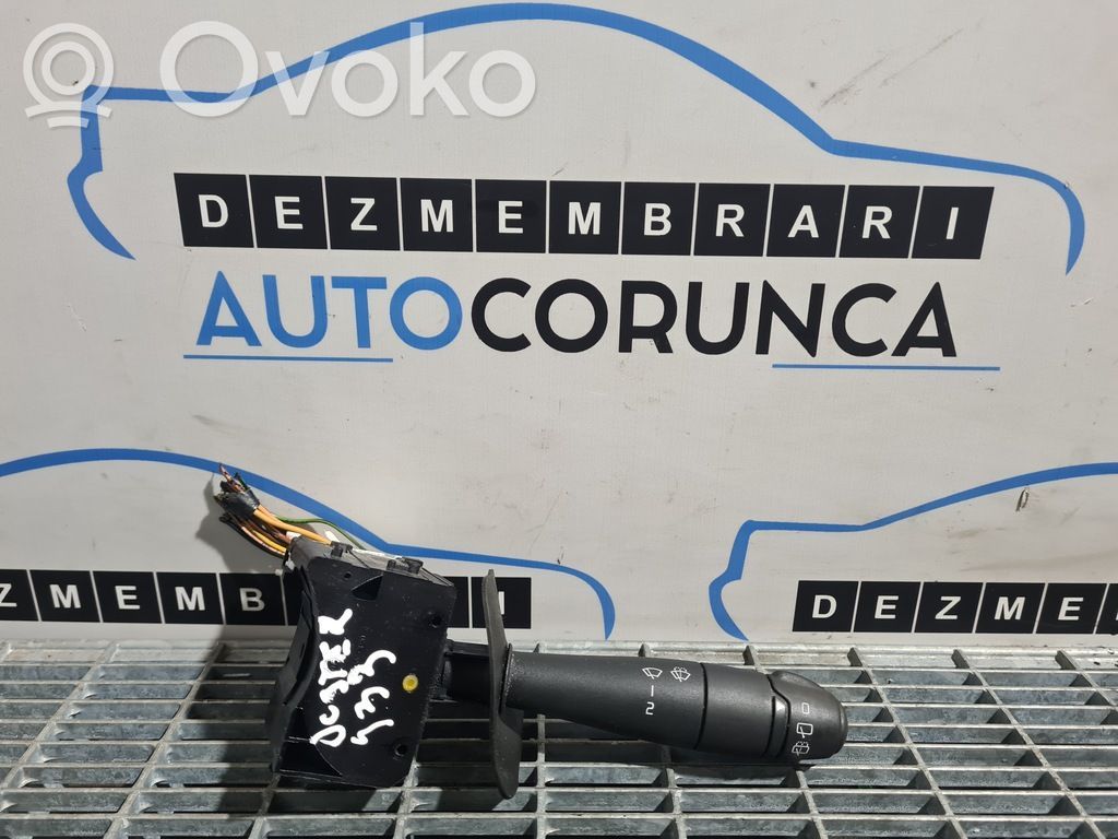 Dacia Duster Wiper switch 