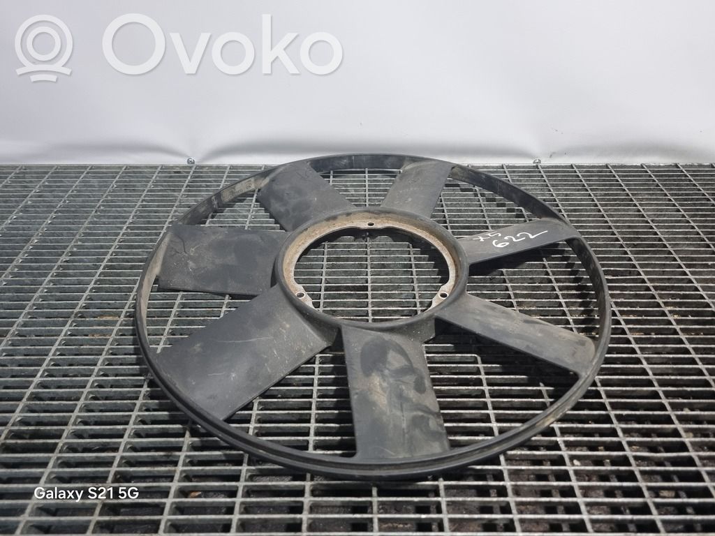 Elektrisks radiatoru ventilators   6921323