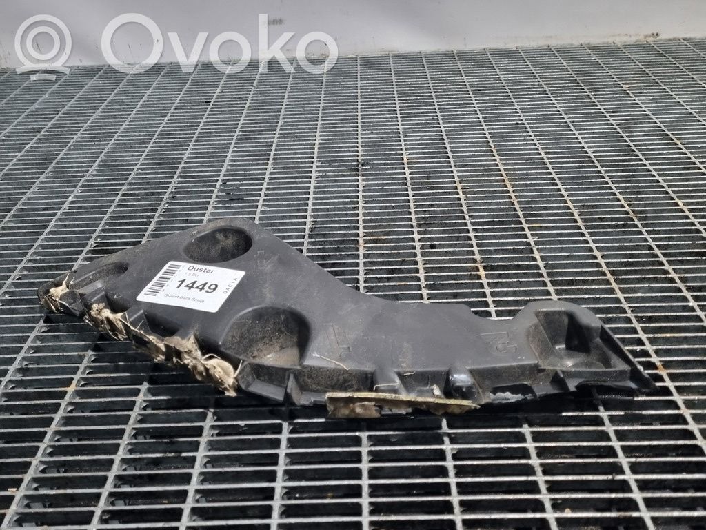 Rear bumper mounting bracket