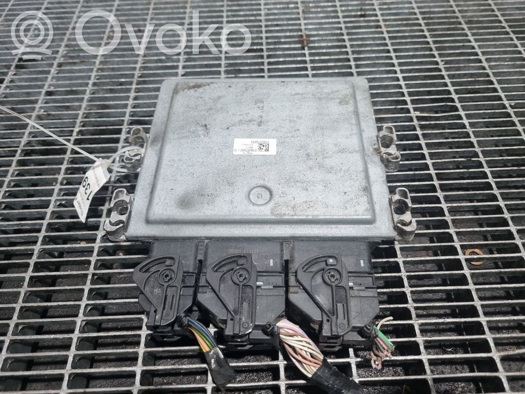 Dacia Duster Engine control unit/module ECU 