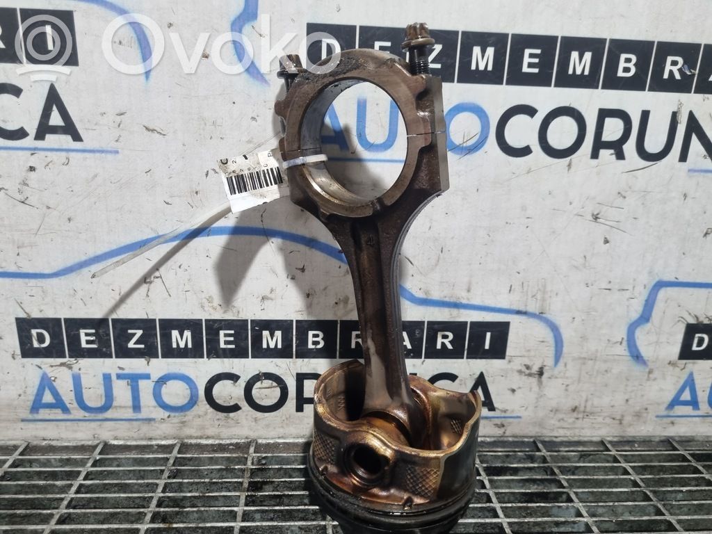 Kolben mit Pleuel