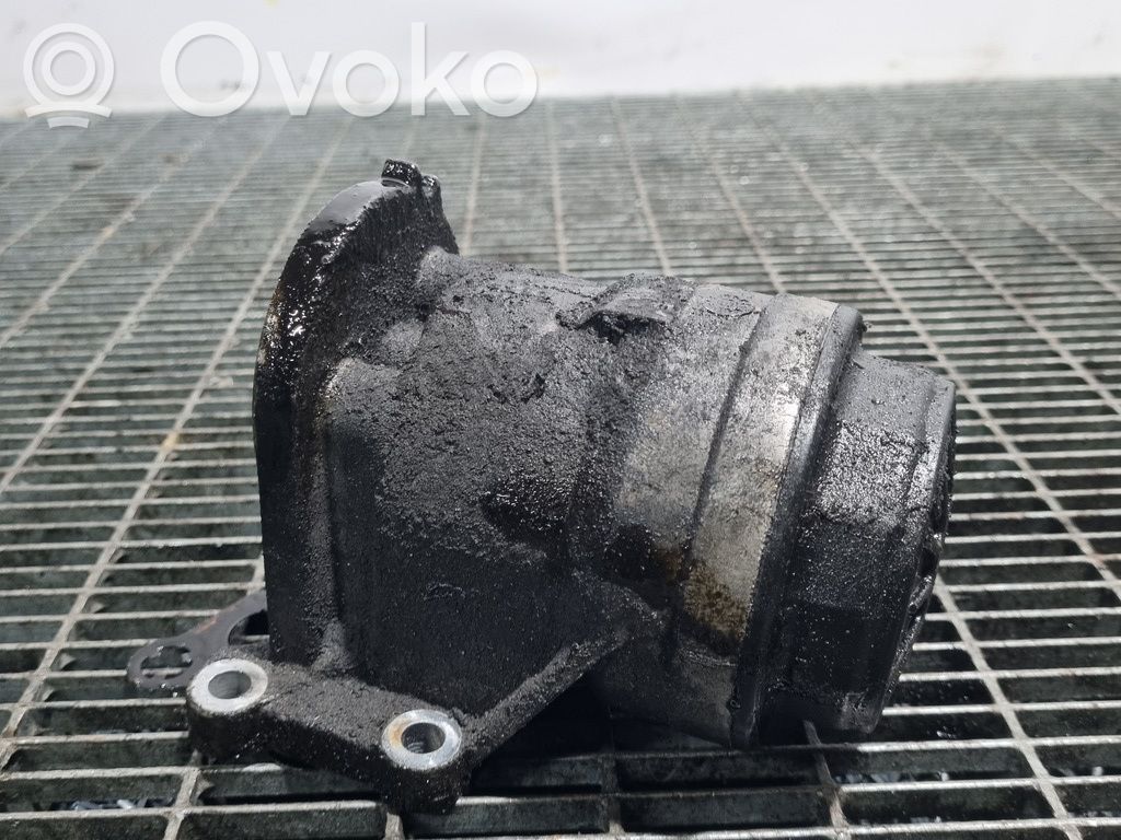 Mazda CX-7 Oil filter mounting bracket 