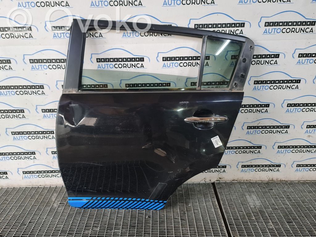 KIA Sportage Rear door 