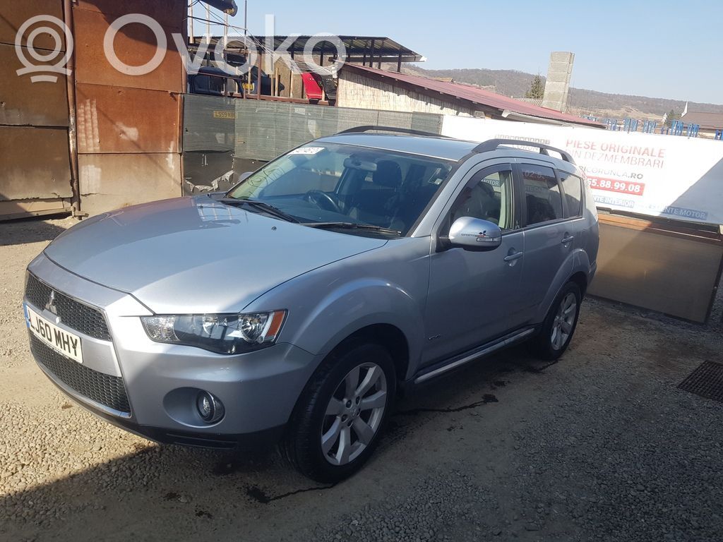 Mitsubishi Outlander Puerta trasera 