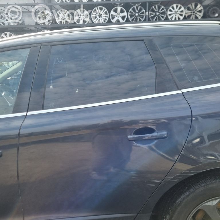 Volvo XC60 Galinės durys 