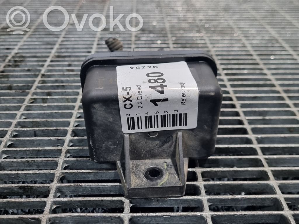 Mazda CX-5 Glow plug pre-heat relay 