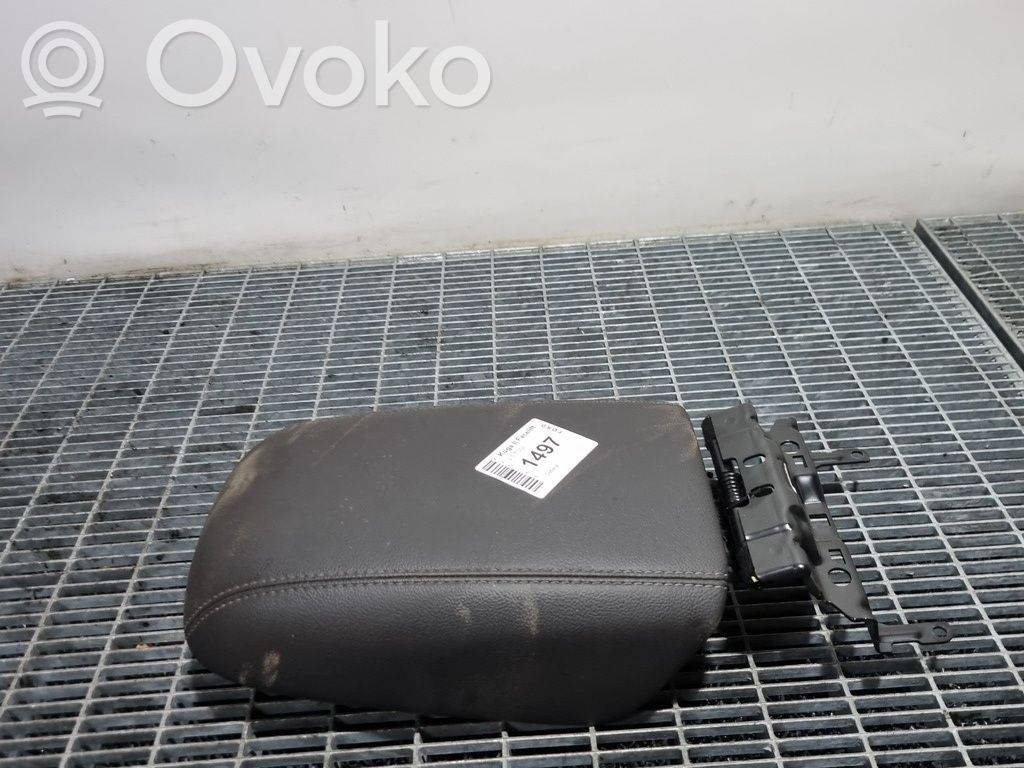 Ford Kuga II Reposabrazos 
