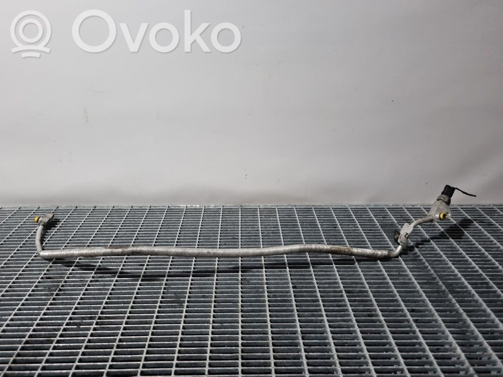 BMW X3 E83 Ilmastointilaitteen putki (A/C) 
