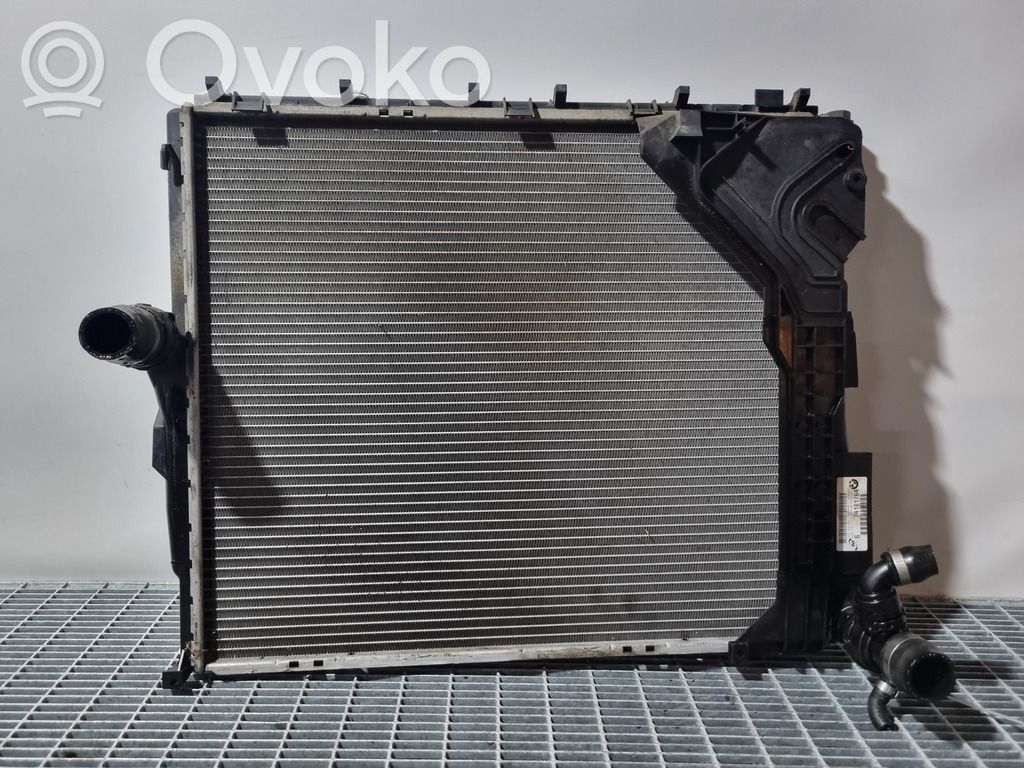 BMW X3 E83 Aušinimo skysčio radiatorius 