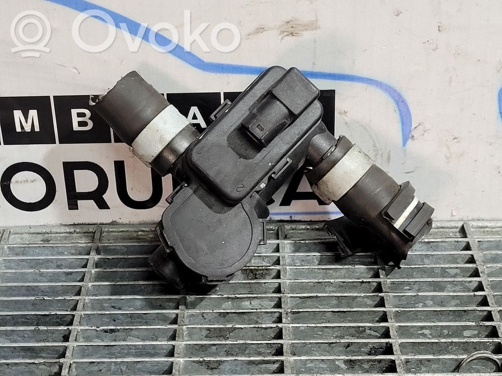 Volkswagen Touareg II Pompa dell’acqua