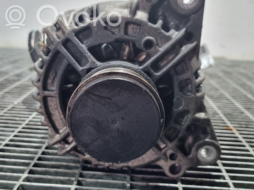 Mitsubishi Outlander Generatore/alternatore 