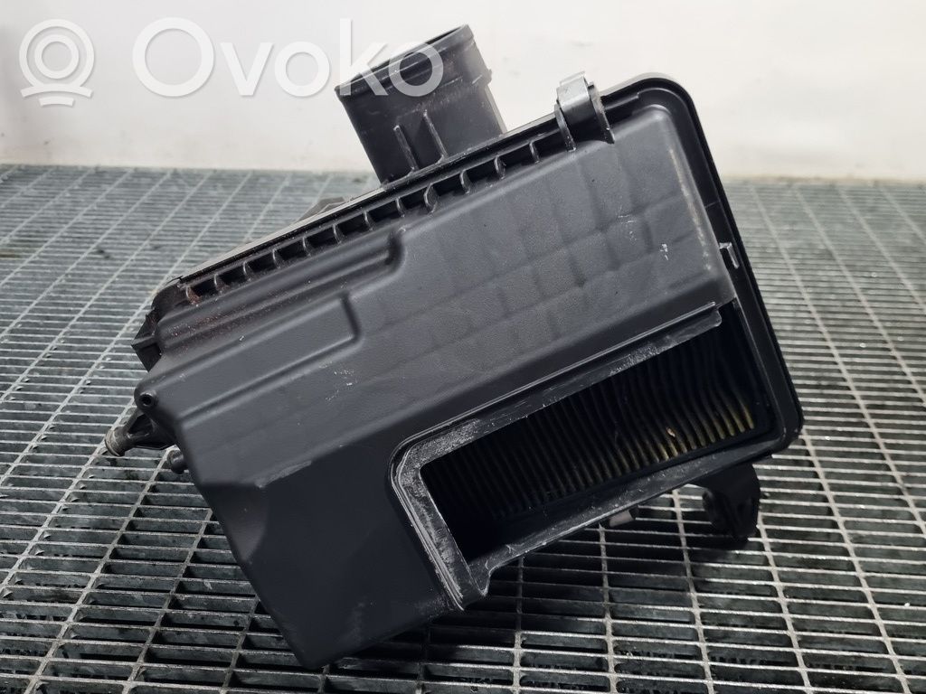 Air filter box   4ED0A
