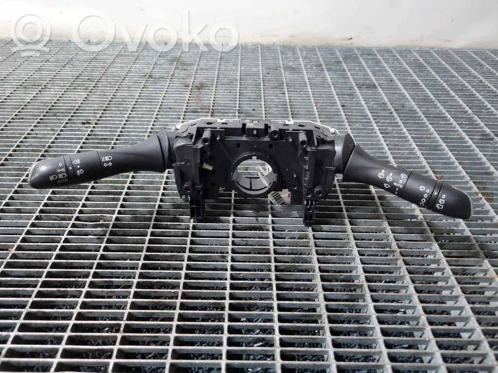Renault Kadjar Comutator ștergător 
