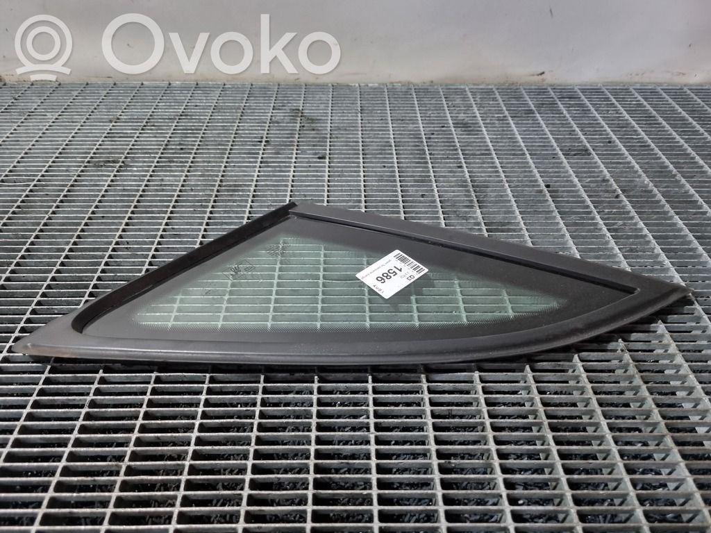 Audi Q3 8U Seitenfenster Seitenscheibe Mitte 