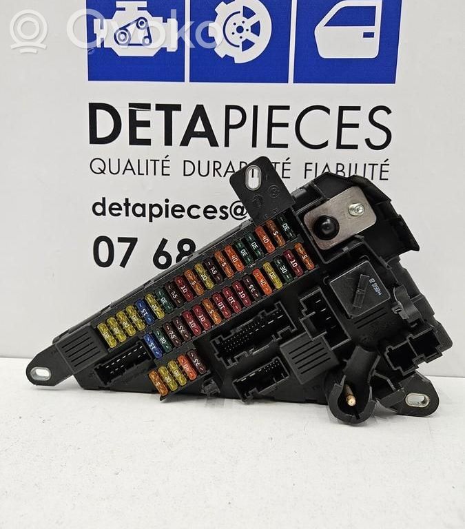 Fuse box set   690661901,690661901,9138830,9138830
