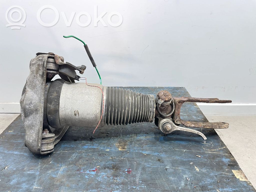 Audi Q7 4L Amortiguador/suspensión neumática 