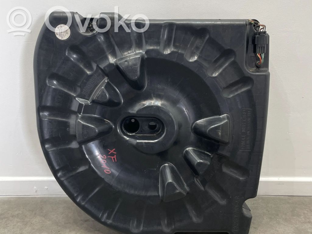Jaguar XF X250 Subwoofer speaker 