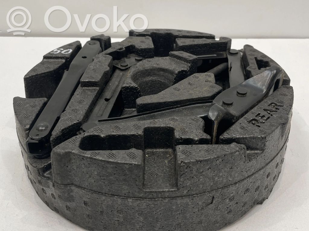 Opel Insignia B Tool set 