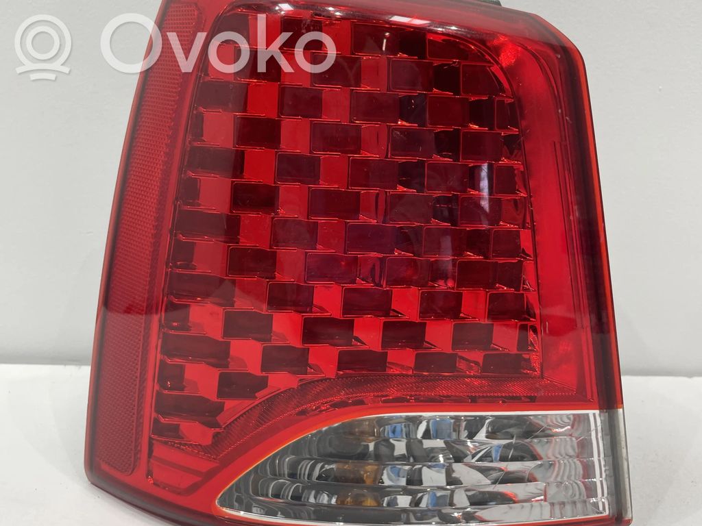 KIA Sorento Luz trasera/de freno 
