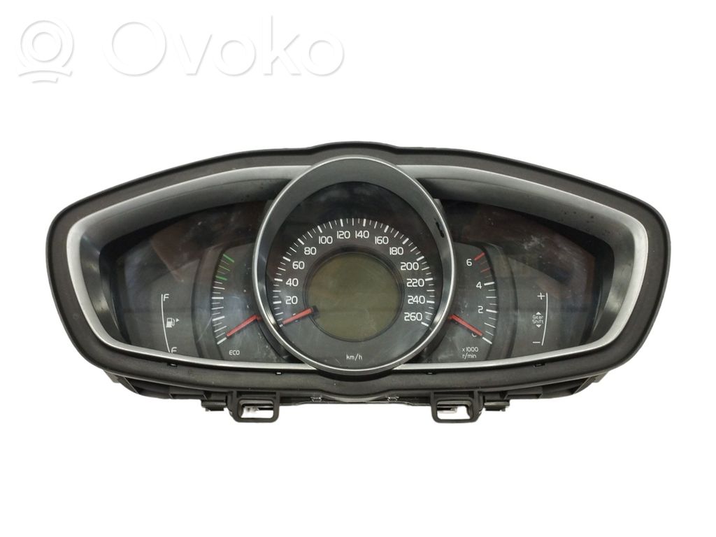 Volvo V40 Speedometer (instrument cluster) 